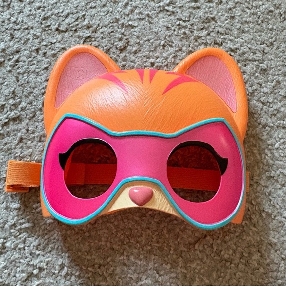 Disney Junior SuperKitties Hero Mask - Ginny - Sings Theme Song and Talks - Picture 2 of 3